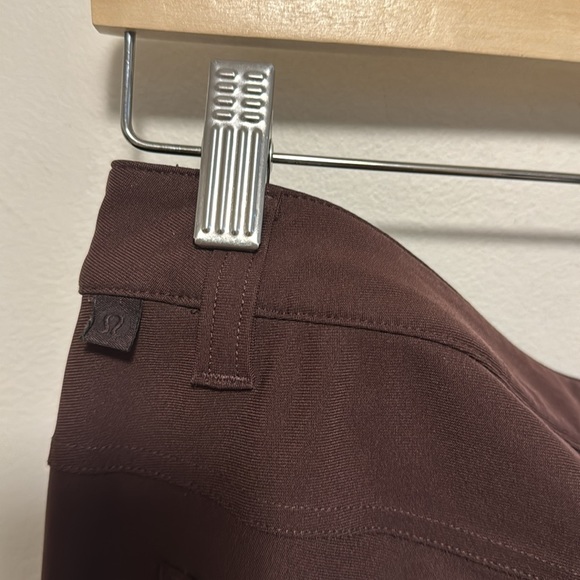 Lululemon ABC Pant - Picture 2 of 3